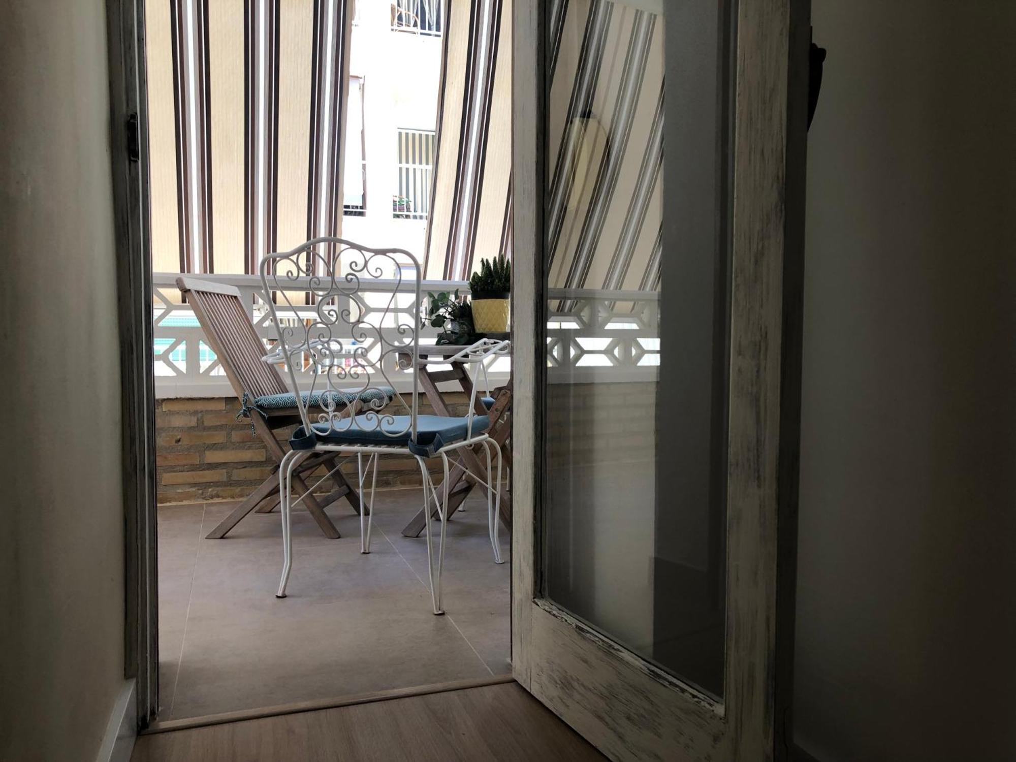 Desconectar En La Playa De Apartamento